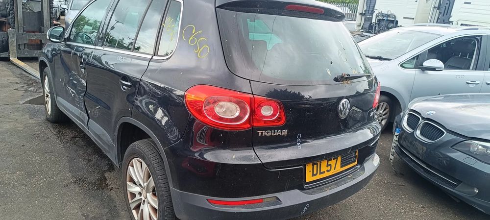 Dezmembrez Volkswagen Tiguan (5N) [Fabr 2007-2016]
