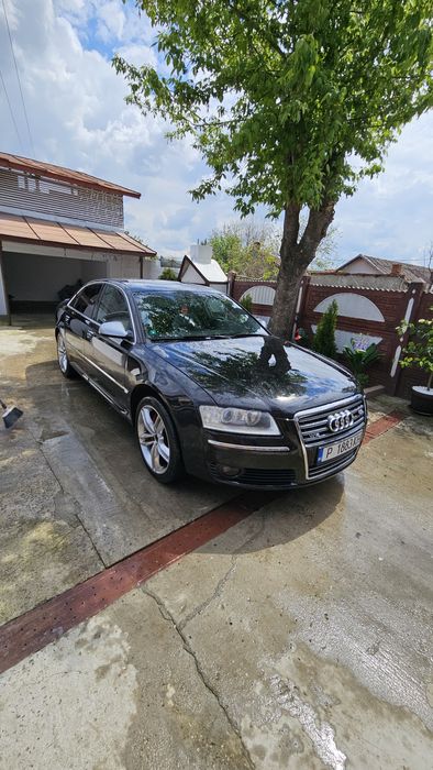 Vand audi a8 în stare foarte bună