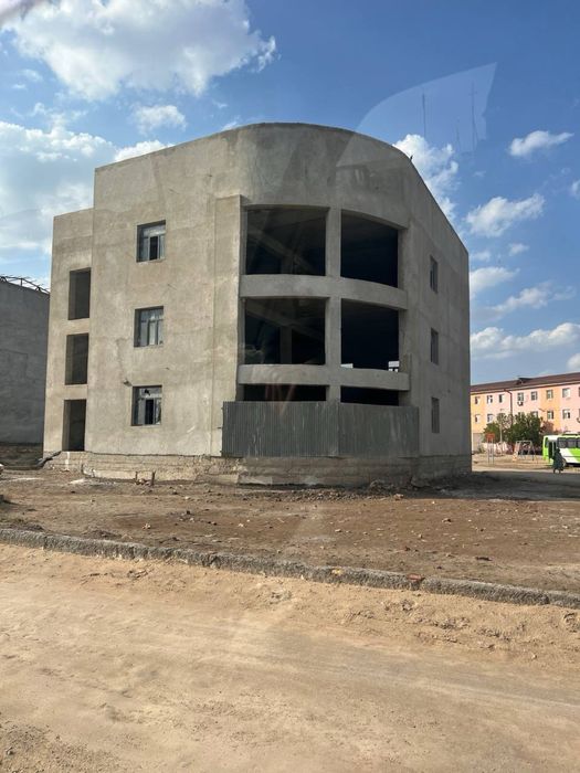 Комерческое здание