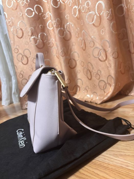 Geanta de umăr de la Calvin Klein