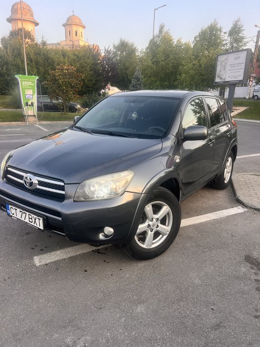 TOYOTA Rav-4