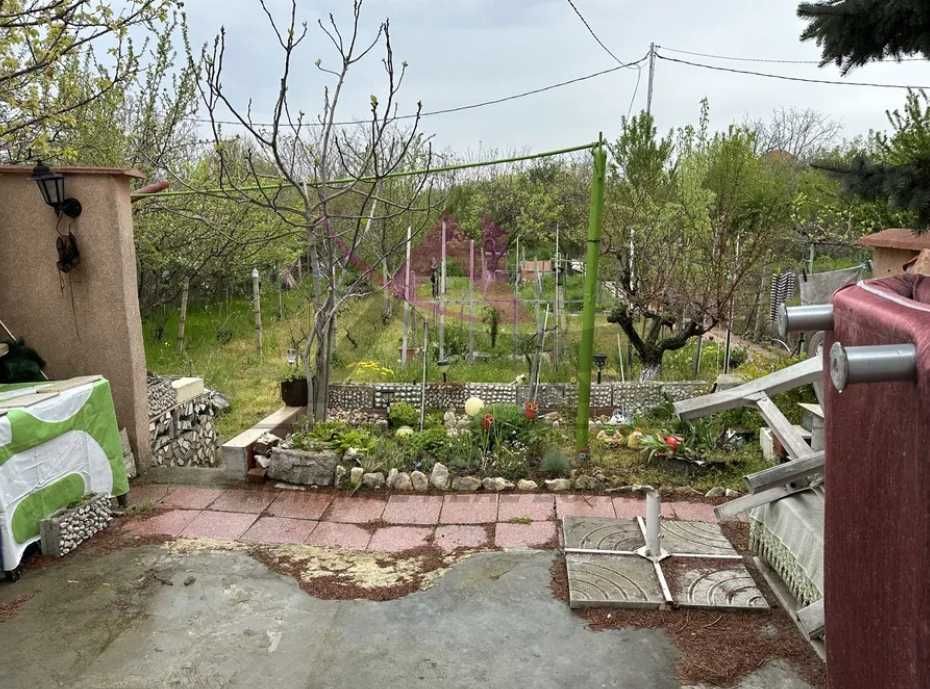 Продава се Къща в Варна, Изгрев - 46 кв.м за 1970 €/кв.м - Снимка #4