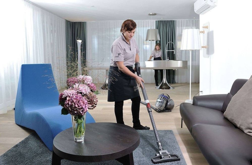 Срочная профессиональная уборка домов и квартир офисов !!!