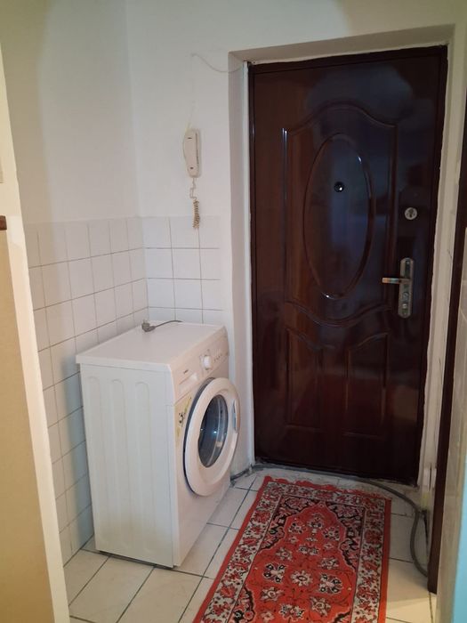 Garsoniera de închiriat