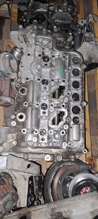Chiulasa completa 2.0 DCI Renault / Nissan cod motor: M9R