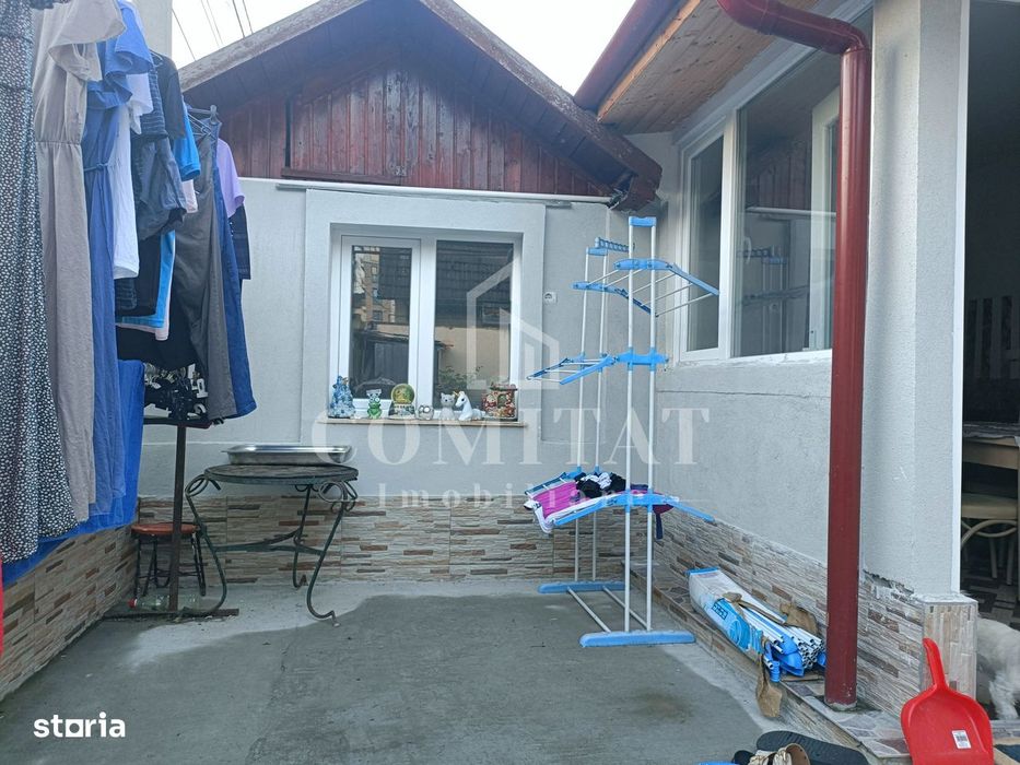Casa 4 camere de vânzare zona Sala Polivalentă