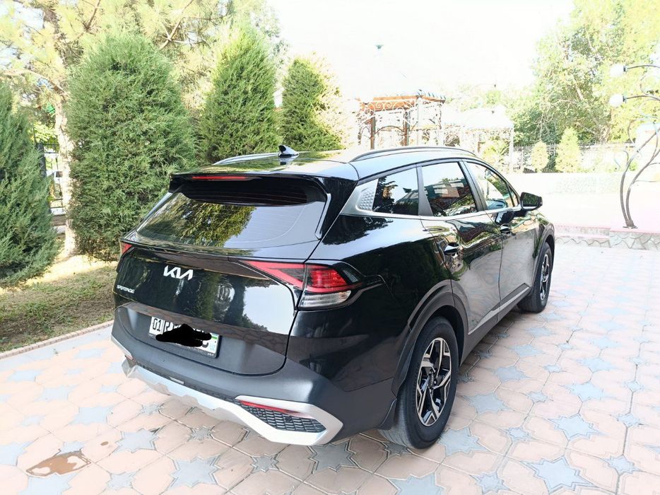 Kia SPORTAGE 2024! Holati yaxshi. 4-pok Propan Gaz. Rangi Qora Tozza