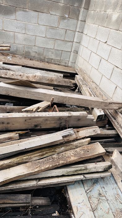 Бесплатно! Дом под разбор с крышей