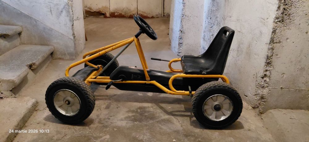 Vând kart pentru copii