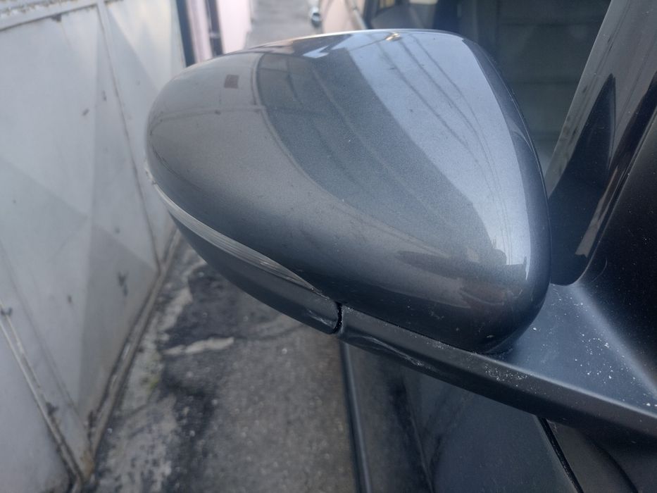 Oglinda exterioara dreapta vw Touran 2010-2015