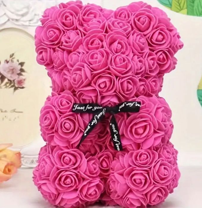 Мече от вечни рози