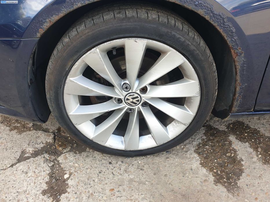 Set 4 Jante Roti Aliaj INTERLAGOS 235 40 18 R18 5x112 Volkswagen Passat CC 2009 - 2012 Cod 3C8601025D [K7677]