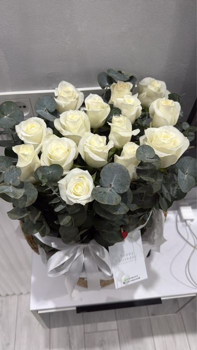 Цветы в корзинее