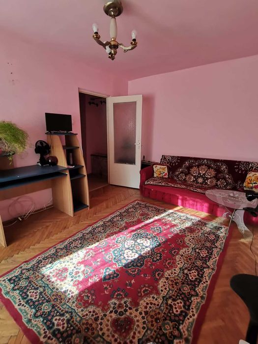 Vand garsoniera zona centrala 28000 EUR