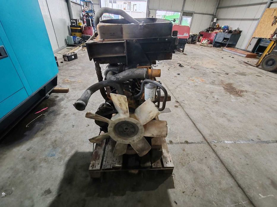 Motor Komatsu S6D95L cu 136 Cp