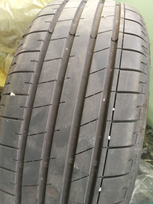 Vând cauciucuri vară 205 r15 55 Renault, 3 buc Goodyear ,1 buc Massimo