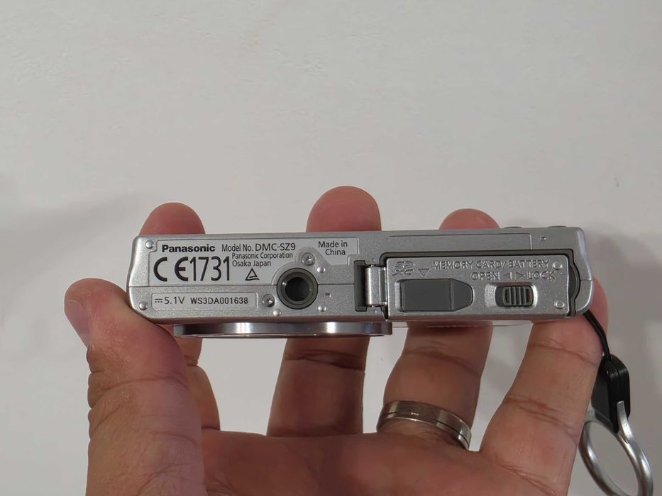 Aparat foto digital compact Lumix SZ9 WI-FI 16.1MP 10x Zoom