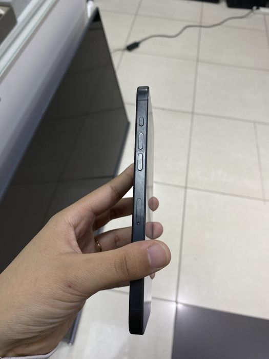 Продаётся iPhone 15 Pro Max в отличном состоянии.