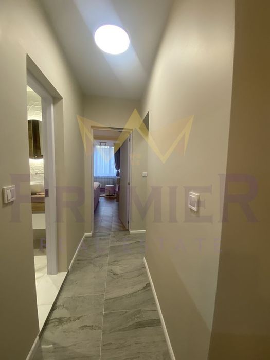 Дава се под наем Тристаен апартамент в София, Център - 90 кв.м за 1500 € - Снимка #8