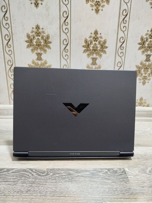 Hp victus Gaming i5-12450H(12-avlod) 8/512gb GTX 1650 4gb 8/512gb