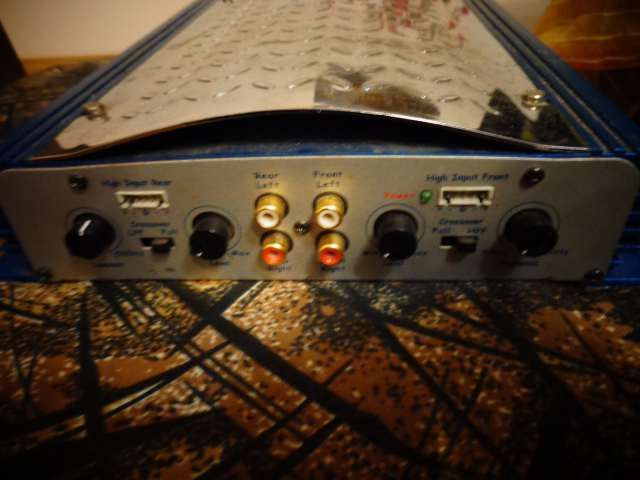 продавам МП 3 И усилватели за кола по 60 euro