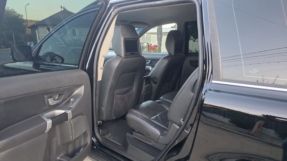Volvo Xc 90 D5 * Automat * Euro 5 * 7 Locuri * 4*4 *