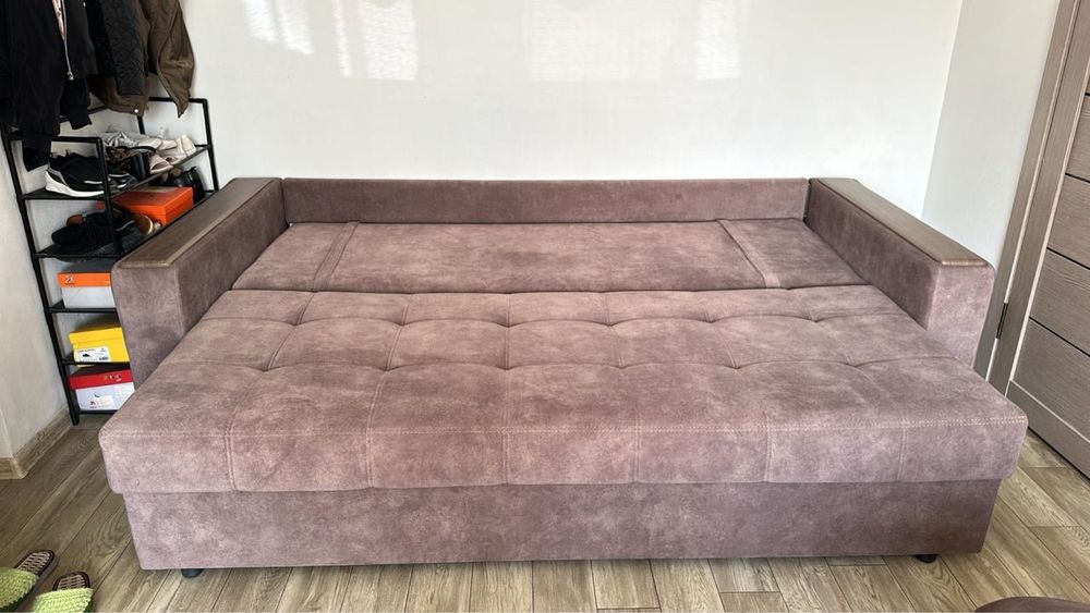 Срочно Продам диван 3- местный