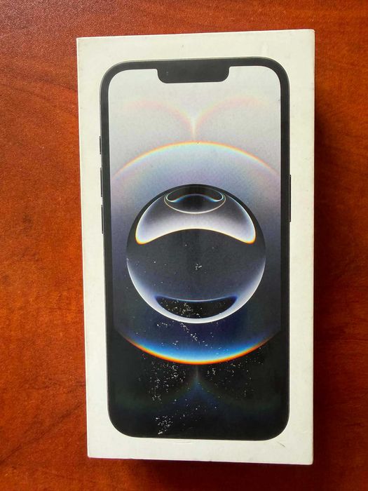 Iphone 16 e 128 GB като нов на 15 цикъла зареждане