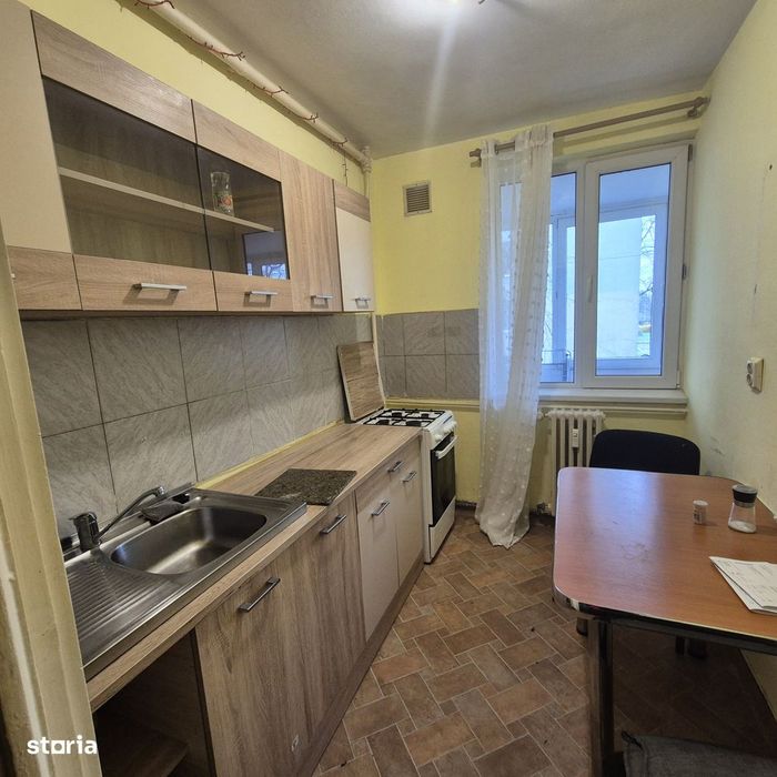 Calea Griviței – lângă Metrou Basarab- bloc reabilitat