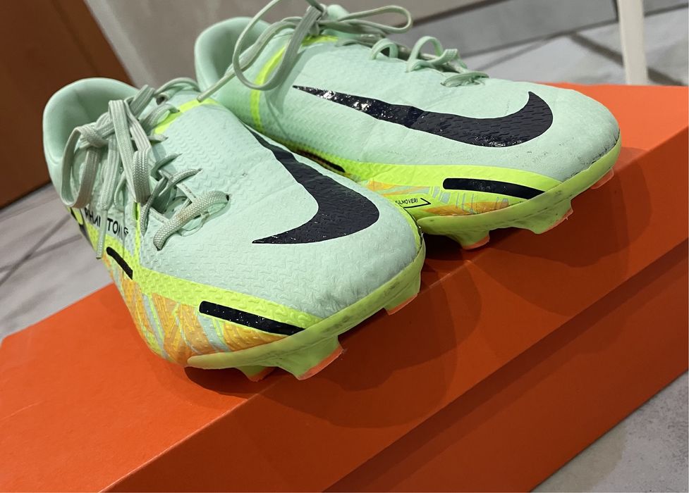 Nike Phantom GT2