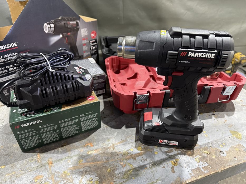 Комплект пистолет за горещ въздих, батерия и зарядно Parkside