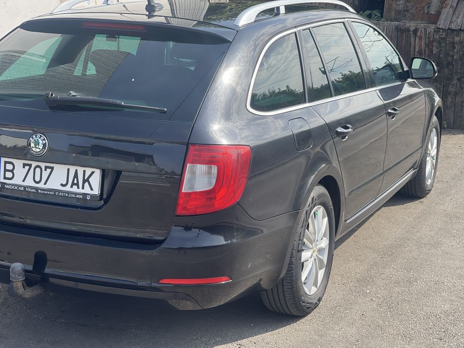 SKODA Superb 2012 — imagine 5