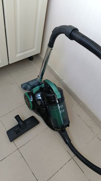 Пылесос Vitek 2200w