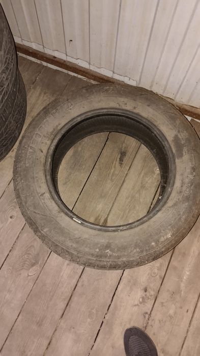 Продам одну Шину