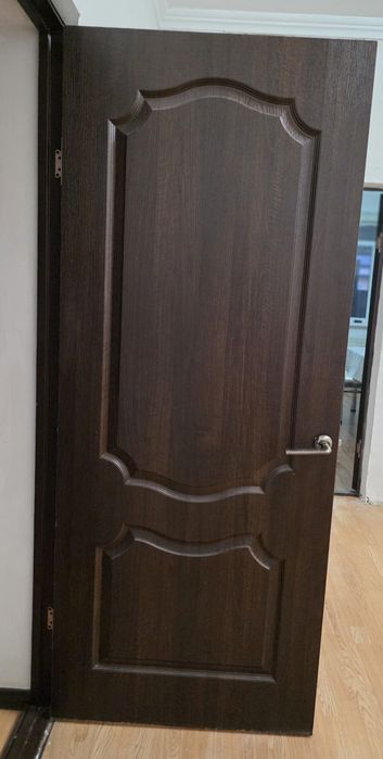 Продам двери межкомнатные