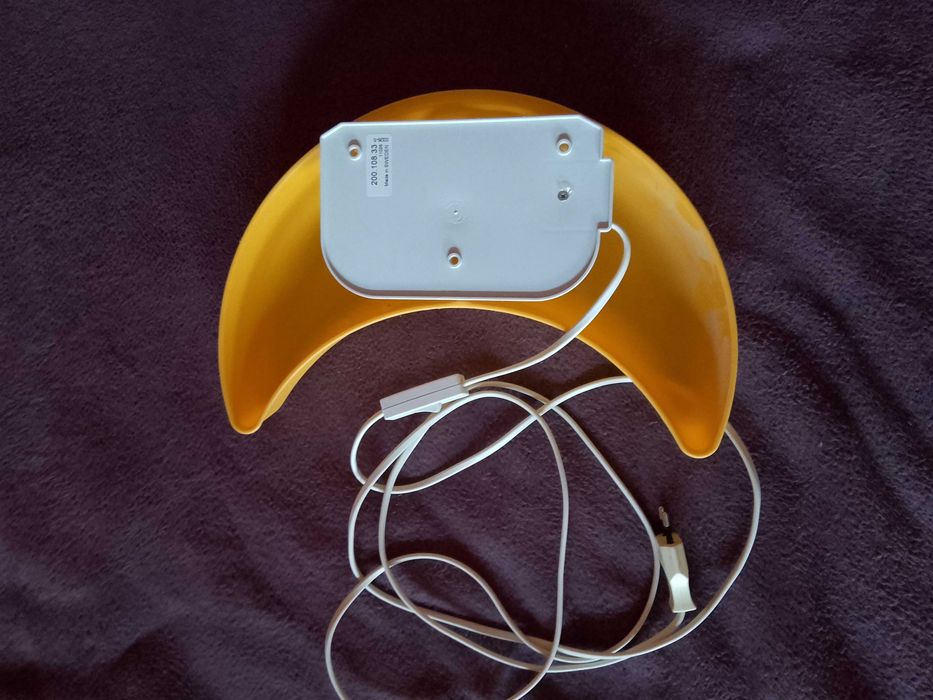 Детски лампи за стена