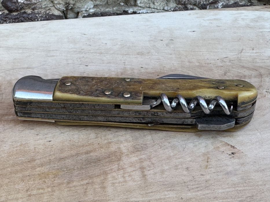 Briceag vechi italian , Maniago ( stanta  INDIANA)