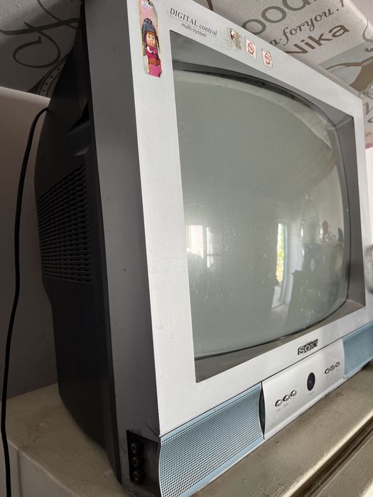 SONY телевизор 10000 тг сатылады тез арадаааа