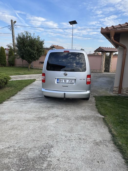 Volkswagen Caddy Maxi 7 locuri