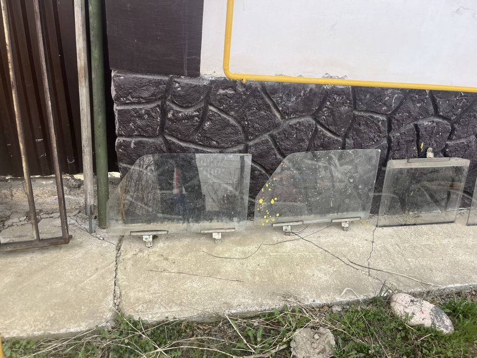 Стекло боковое ваз 2107