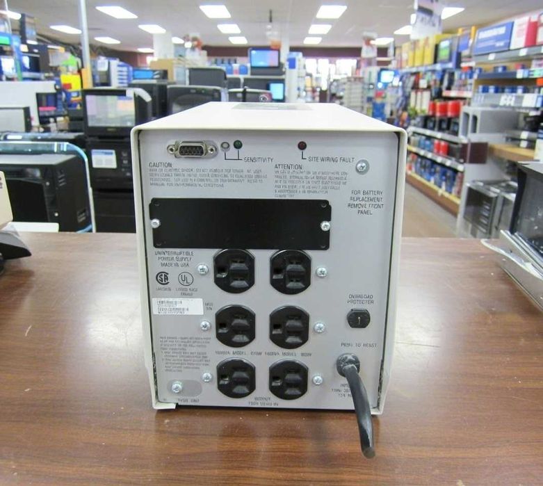 Источник бесперебойного питания APC 1000w