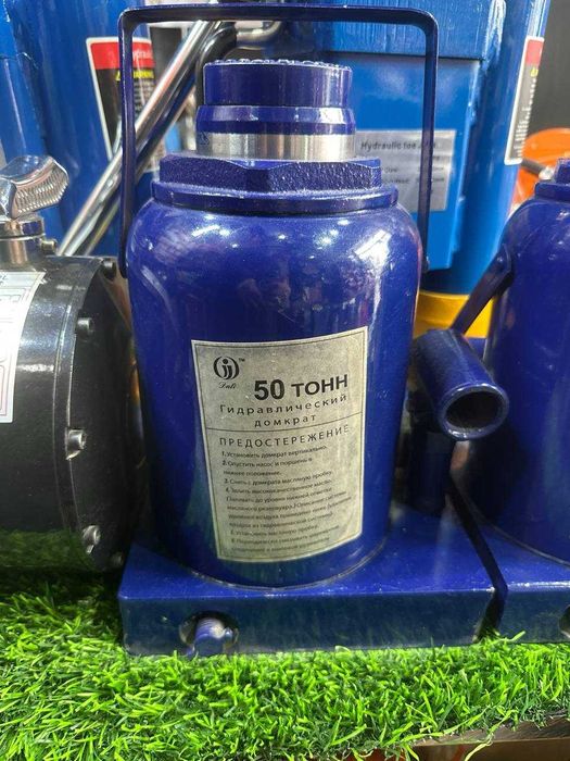 Домкрат бутылочный грузоподъемностью 50, 100 тонн