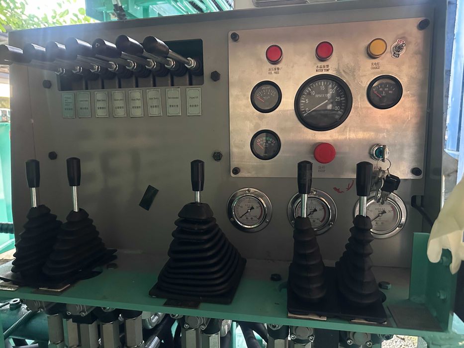 Soneta Batipal Masina de batut stalpi