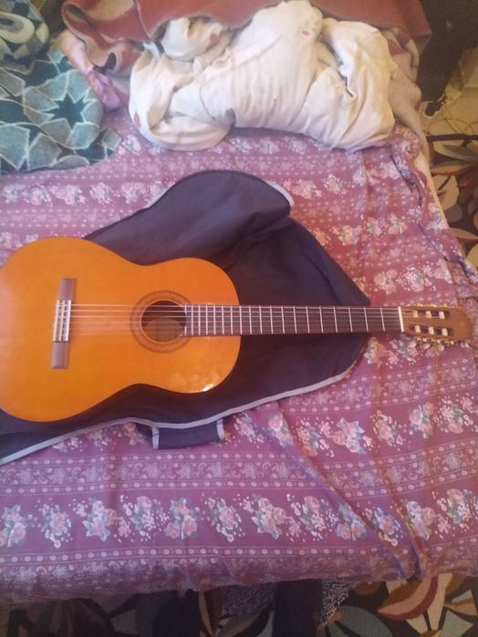 Класическа китара като нова!!