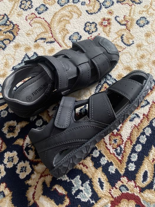 Сандалии на мальчика