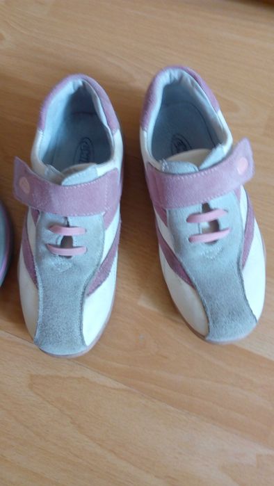 Обувки момиче р-р 29 и р-р 34