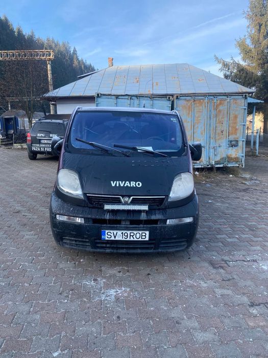 Microbuz 8+1 Opel Vivaro