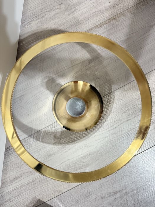 Продам Тортница.