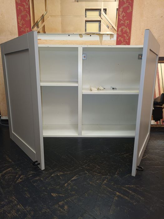 Corp Suspendat  H 75cm, L 120,5cm, l 31cm