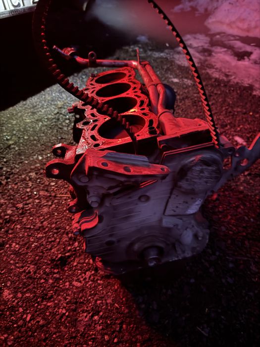 Блок двигателя  на запчасти 3 sfe